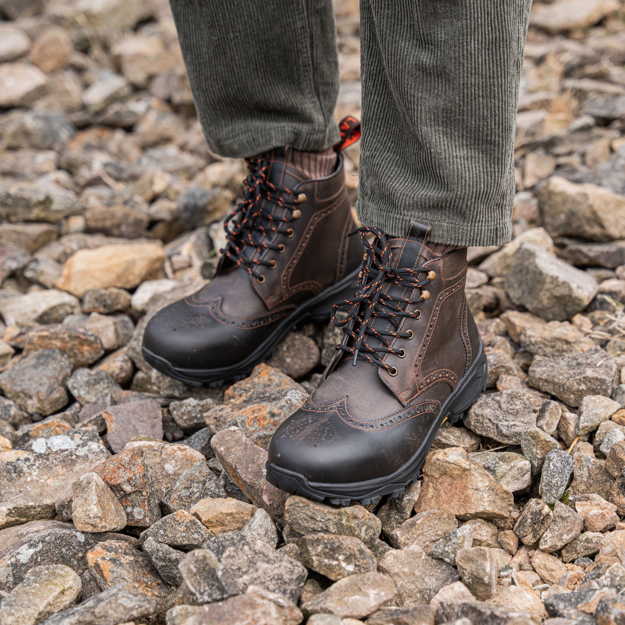 PENDLE // BLACK & BROWN-Men's Outdoor